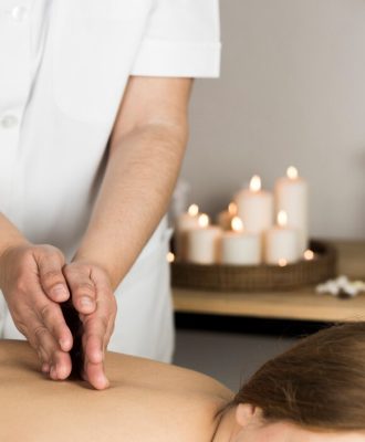 woman-spa-center_23-2148099295